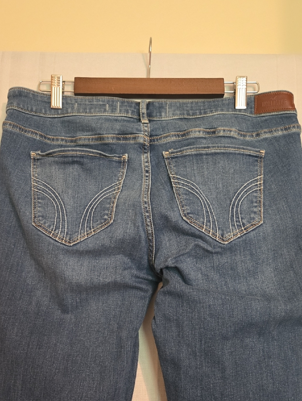 Hollister Women's Cropped Skinny Jeans in Medium Blue Wash Size 15L 32×28 NWOT - Picture 7 of 7